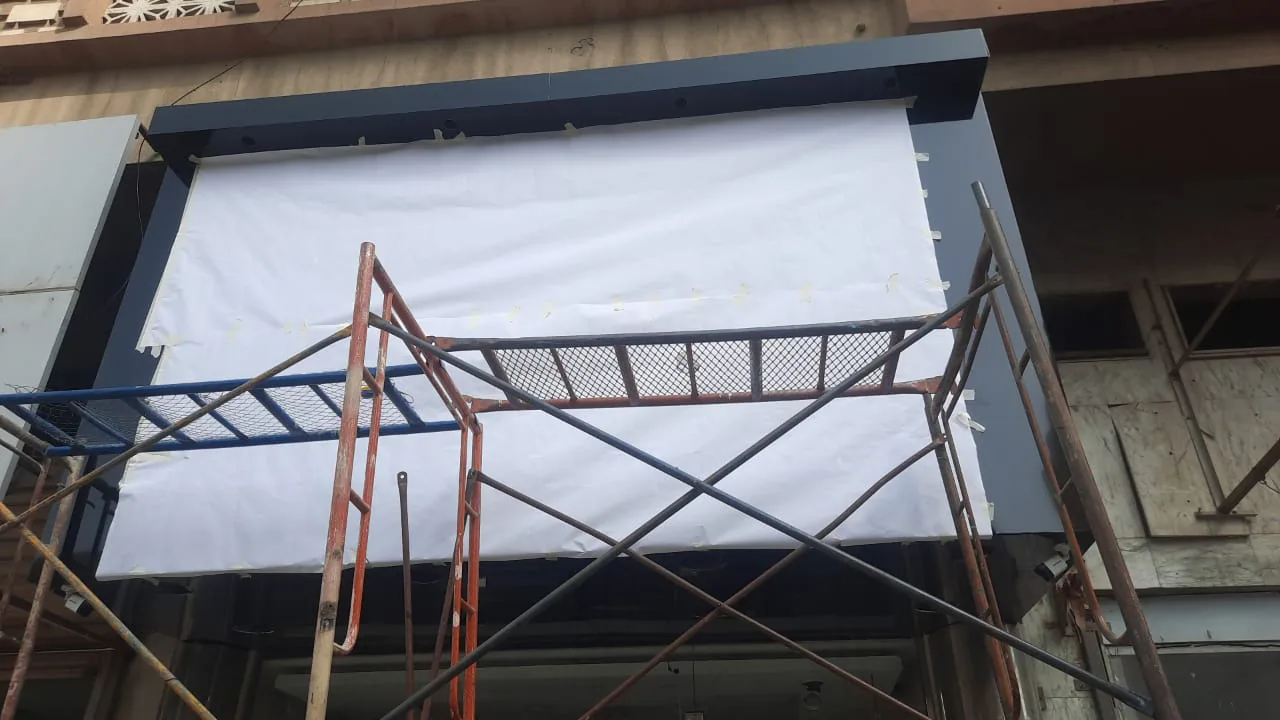 حروف بارزة مضيئة لواجهة محل — صورة 2